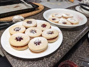 Vanocni Cukrovi (Czech Susenky Christmas Cookies)